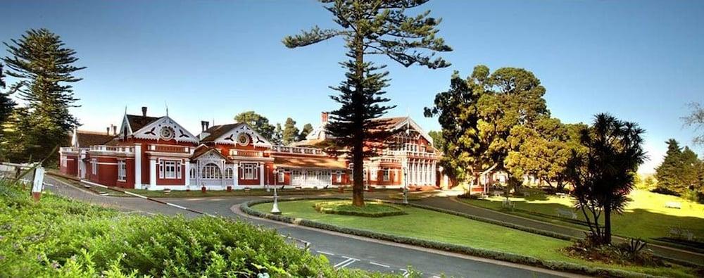 Welcomheritage Fernhills Royal Palace Ооти Екстериор снимка
